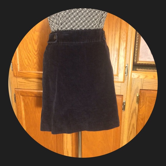 Banana Republic Dresses & Skirts - Pockets!🎉Corduroy Skirt Black so cute!@versatile!